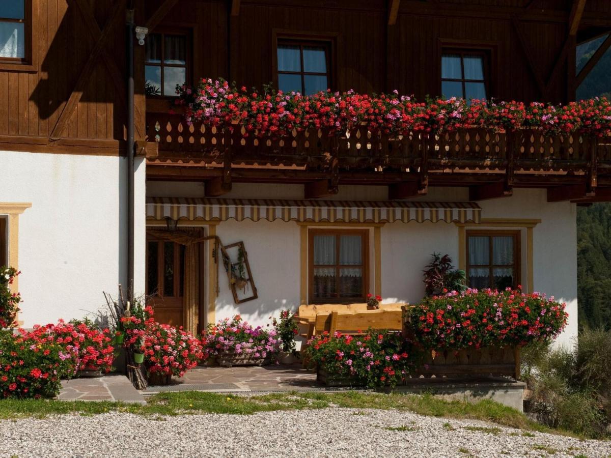 Apartment House Niedermunthof Sass Rigais, Villnoess Экстерьер фото